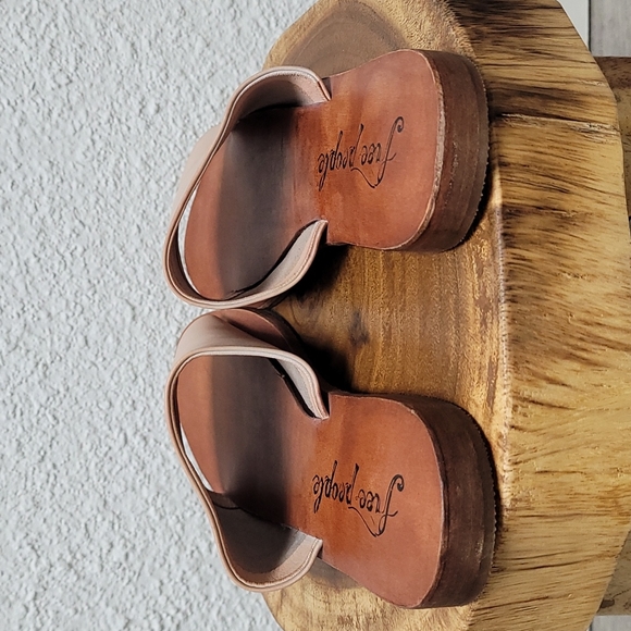 NWTs Free People Vicente Slide Sandal in Natural; Size 40 (10 US) - Picture 8 of 16